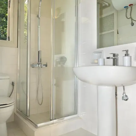 Windward At Captains Apartment *