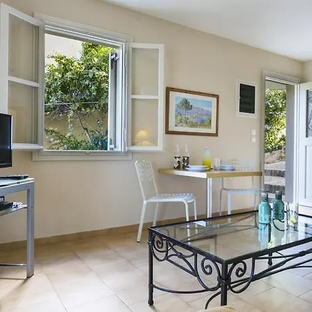 Windward At Captains *